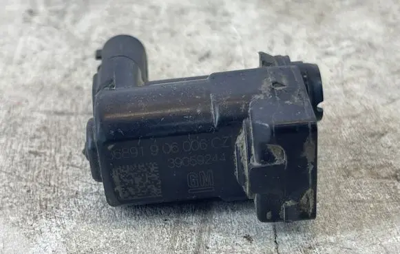 Opel Insignia B Fuel cut-off switch 39059244