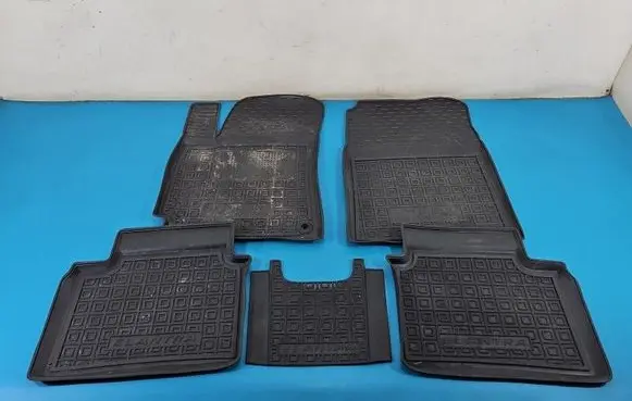 Hyundai Elantra VI Front floor mat IMPRK1538929
