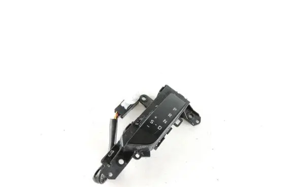 Toyota RAV 4 (XA50) Gear shift selector indicator 76L816
