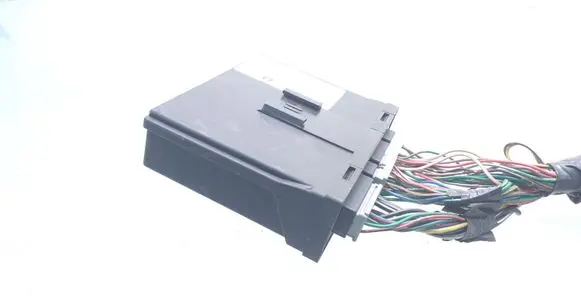 Nissan Primera Comfort/convenience module 28596AV309