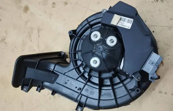 Opel Signum Heater fan/blower 007013E CJ2CJ2SL