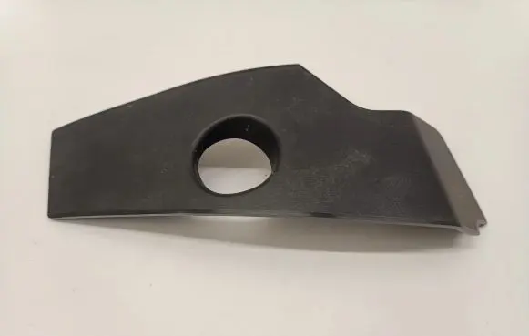 Rear/tail light trim molding