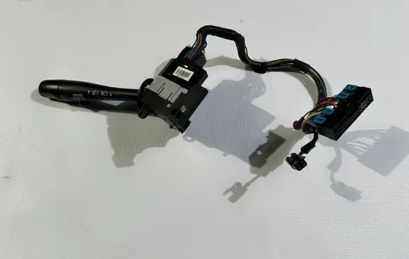 Chevrolet Corvette C5 Wiper turn signal indicator stalk/switch 26075870