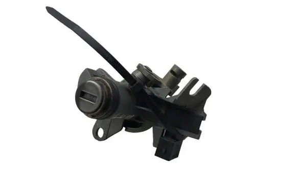 Audi A6 S6 C6 4F Tailgate exterior lock 8E0827573