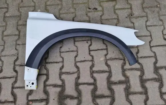 Volvo XC70 Fender