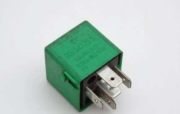 Mercedes-Benz C W203 Other relay 0025422319