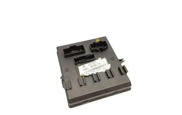 Audi A6 S6 C5 4B Comfort/convenience module 4F0907279 4F0910279D F005V00562