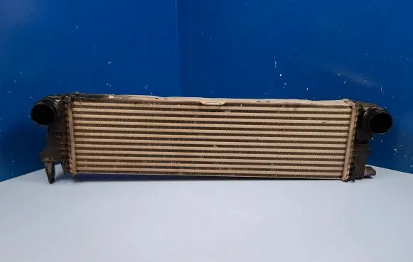 Mercedes-Benz Vito Viano W447 Intercooler radiator A4475011301 EV549001
