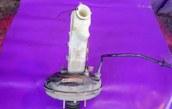 Toyota Corolla E120 E130 Master brake cylinder LSH65