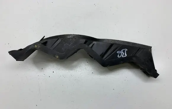 Volkswagen PASSAT B6 Front bumper mounting bracket 3C0807890