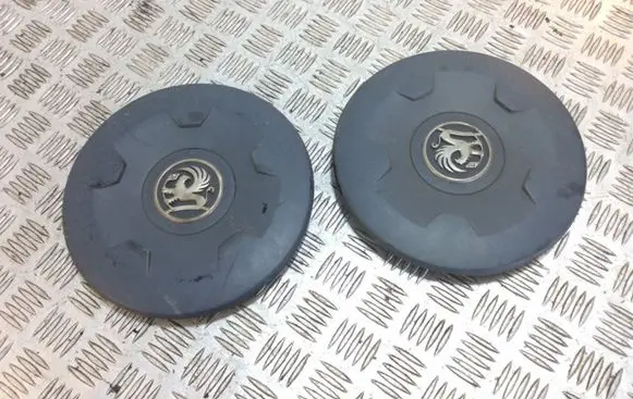 Opel Movano A Wheel nut cap/cover 8200035463