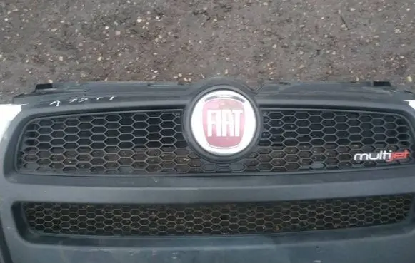 Fiat Doblo Front grill