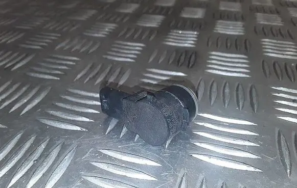 Mercedes-Benz C W204 Parking PDC sensor a22215420417 0263003245