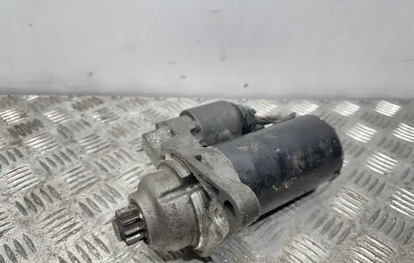 Volkswagen PASSAT B6 Starter motor