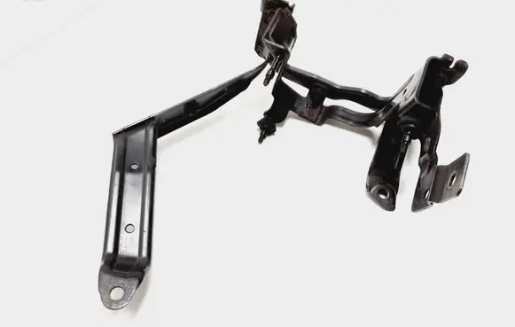 Volvo V50 Power steering pump mounting bracket 3M513K738AB
