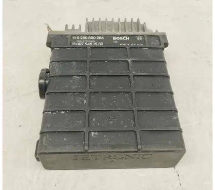 Mercedes-Benz E W124 Engine control unit/module 0075451532 A0075451532 0280800286