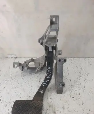 Audi A6 S6 C6 4F Brake pedal 4F1723117B