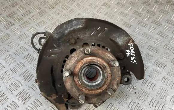 Subaru Forester SG Front wheel hub
