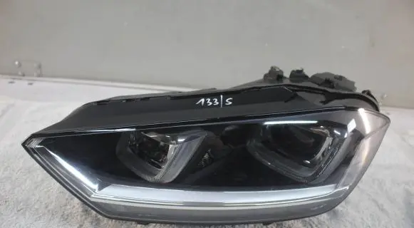 Volkswagen Golf VII Headlight/headlamp 517941033B 90056398 8871YF231CL35W