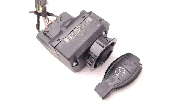 Mercedes-Benz Sprinter W906 Ignition lock A9065456408 3300301701 4015185831706183