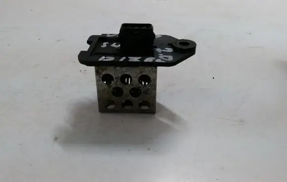 Volvo S40 Fan control module 9641212480