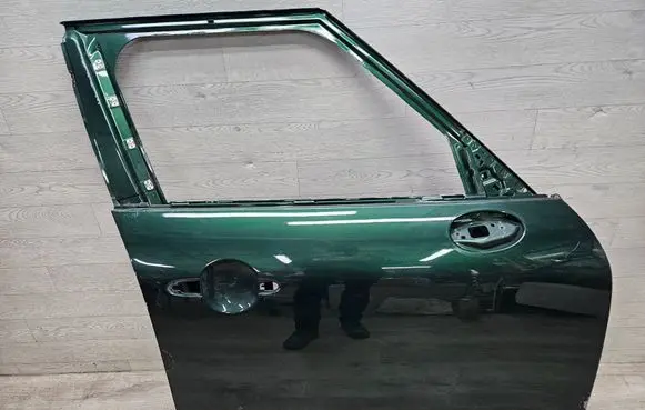 Mini Cooper Countryman F60 Front door 7214998