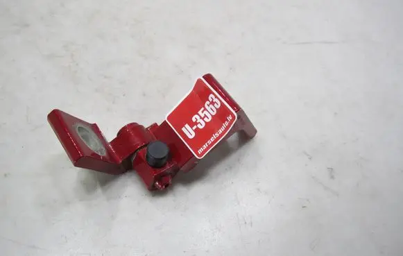Volkswagen Taigo Front door upper hinge 8X0831403E A046575