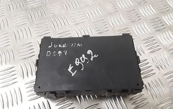 Nissan Juke I F15 Engine control unit/module 116rai000258 284b11ka1c 116ri000259