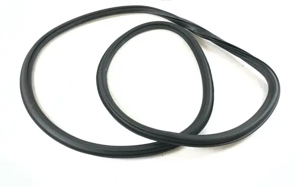 Audi Q3 8U Rear door rubber seal (on body) 8U0831721 8U0833721