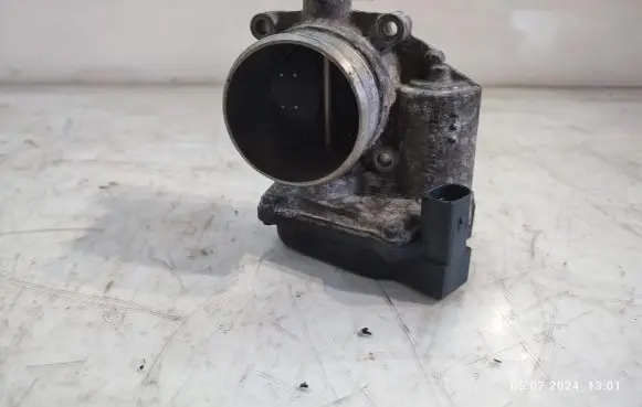 Audi A3 S3 8P Throttle valve 06F133062J A2C53302056