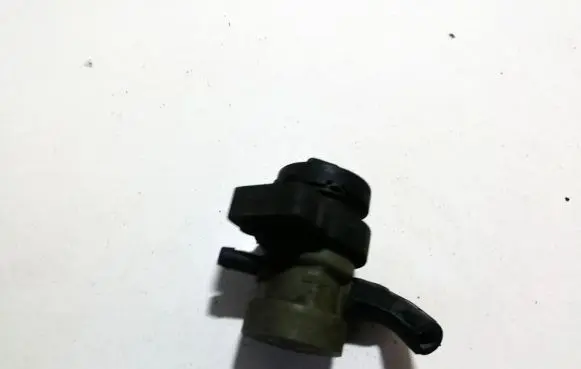 Mercedes-Benz C W202 Turbo solenoid valve 0004701993