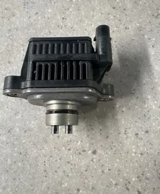 Porsche Macan (95B) Camshaft vanos timing valve 06M906048F