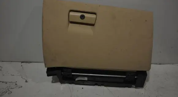 BMW X3 E83 Glove box 7056000
