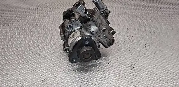 Citroen C5 Power steering pump 