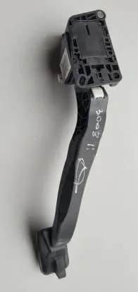 Peugeot 3008 I Accelerator throttle pedal 86et21 8757485 9879M8Z1398
