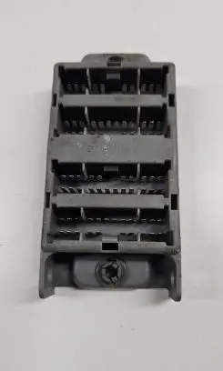 KIA Sorento Fuse module