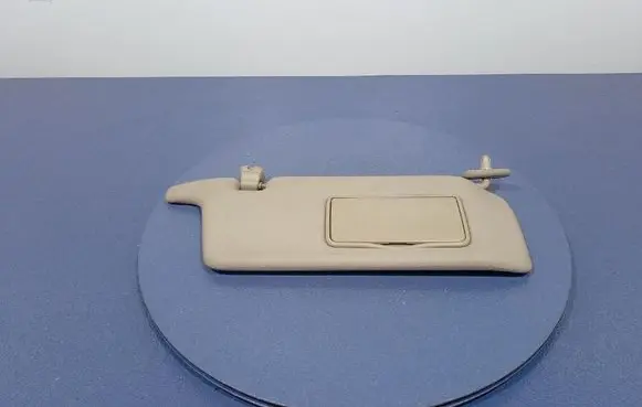 Sun visor