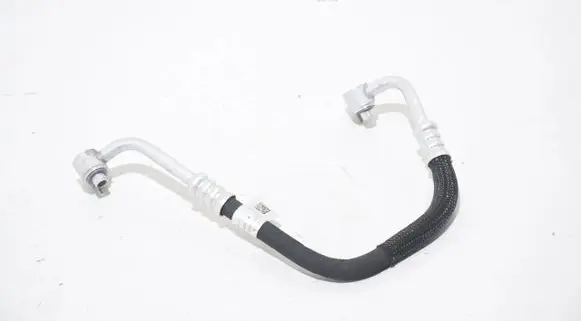 BMW X7 G07 Air conditioning (A/C) pipe/hose 7911111