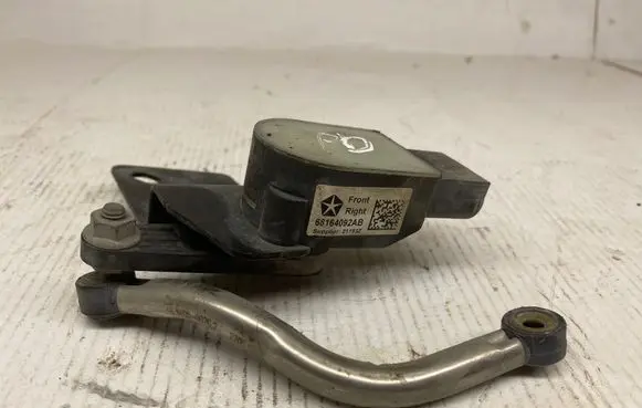 Dodge Durango III Headlight/headlamp level sensor 68164092AB
