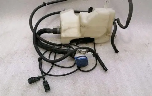 Aston Martin Vanquish V12 Windshield washer fluid reservoir/tank 6G3317B613BA