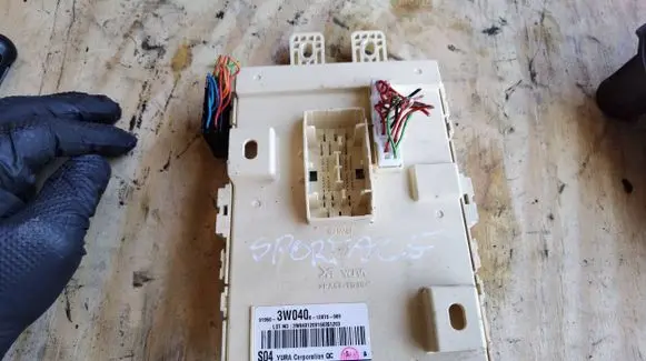 KIA Sportage Fuse module 919503W040
