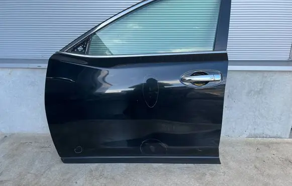 Nissan X-Trail T32 Front door 