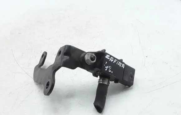 Opel Zafira C Vacuum valve 55566127