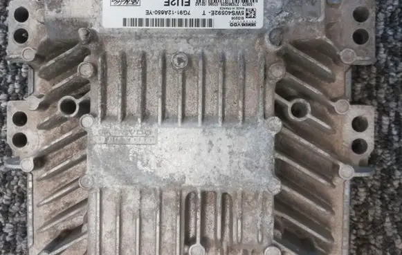 Ford Mondeo MK IV Engine control unit/module ECU 5WS40592ET 7G9112A650YE EU2EJ38AC