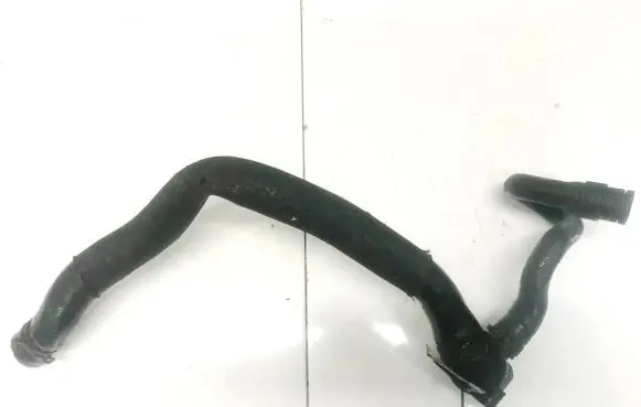 Mercedes-Benz A W169 Engine coolant pipe/hose 2662030475 A2662030475