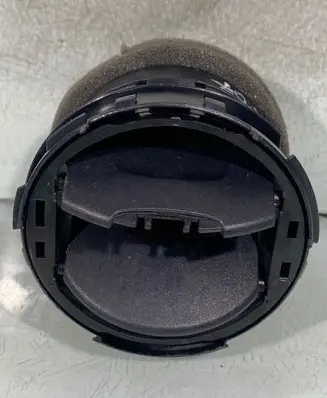 Dash center air vent grill