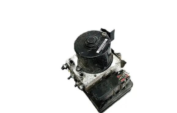 Ford Focus ABS Pump 8M512C405EA