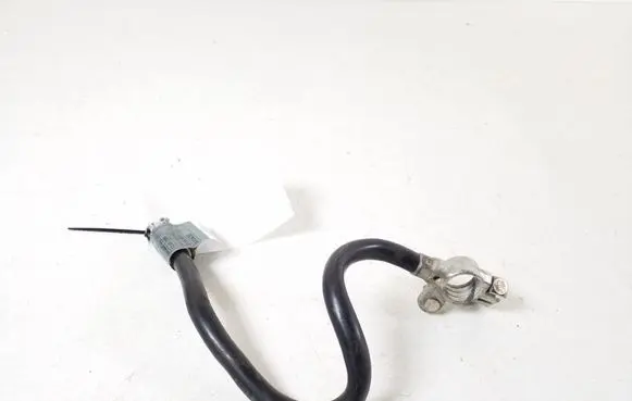Mercedes-Benz CLS C218 X218 Positive cable (battery) A2125402910