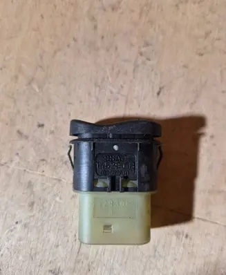 Ford Focus Electric window control switch 14529CB 03162701