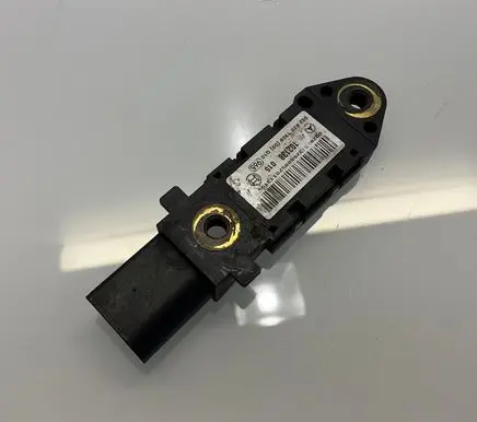 Mercedes-Benz E W211 Airbag deployment crash/impact sensor 0028201326 102138015 A0028201326